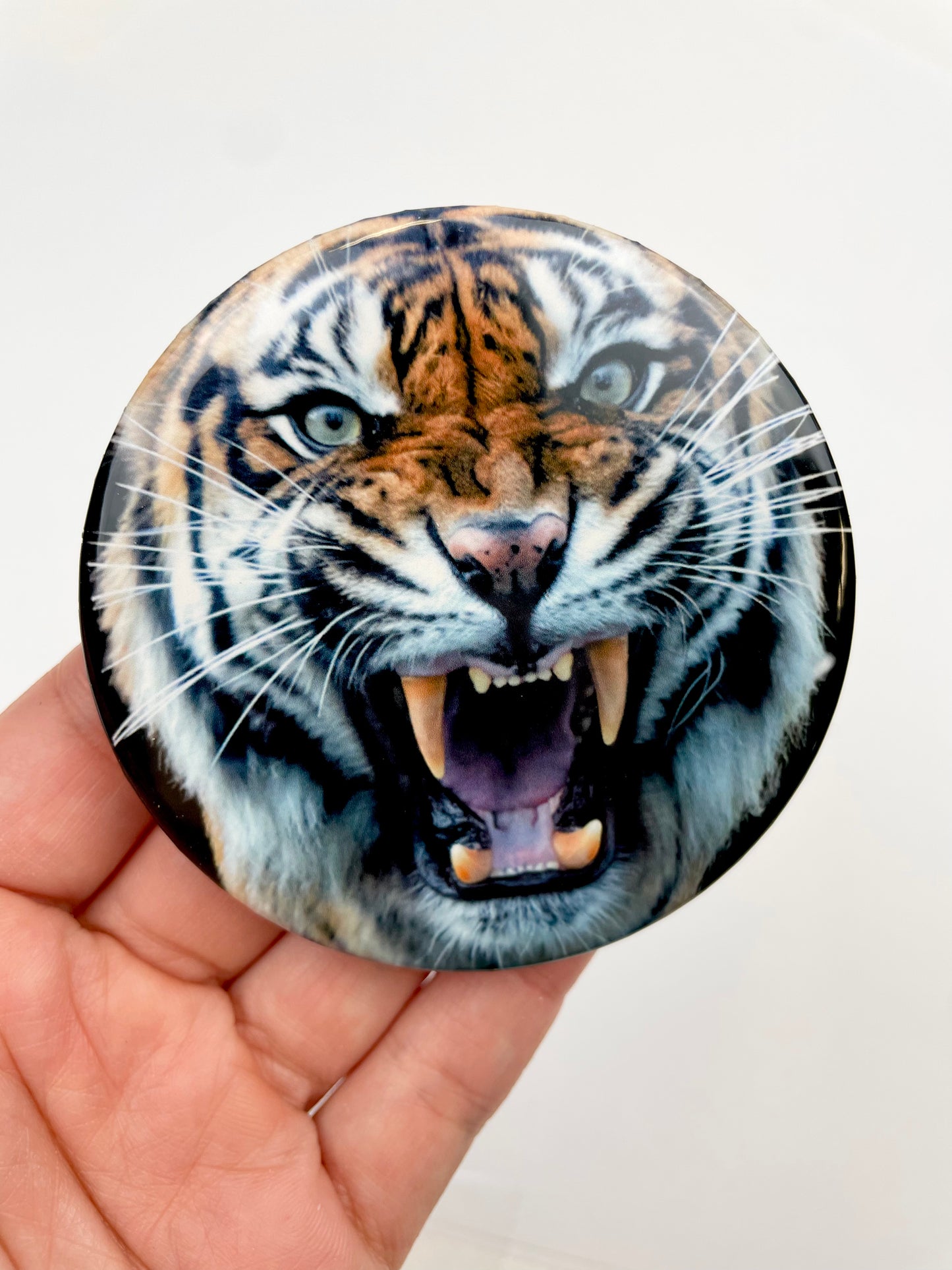 *Mad Tiger - Black