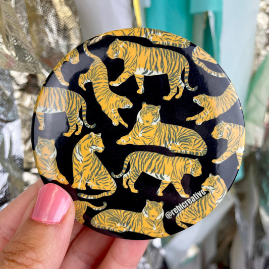 *Tiger Lounge - Black